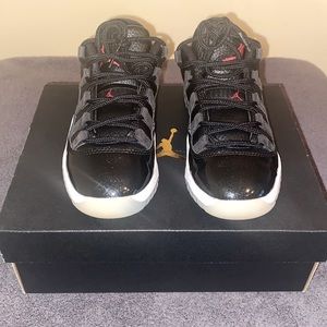 Kids “Jordan 11 Retro low”  🏀 tennis shoes